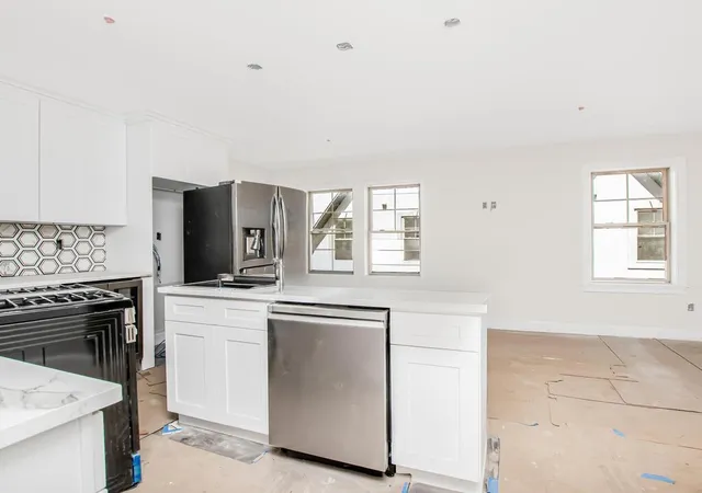 Homes for sale in Mount Vernon, NY | 65 W 2Nd St #2, Mount Vernon, NY 10550 | MLS# 819524