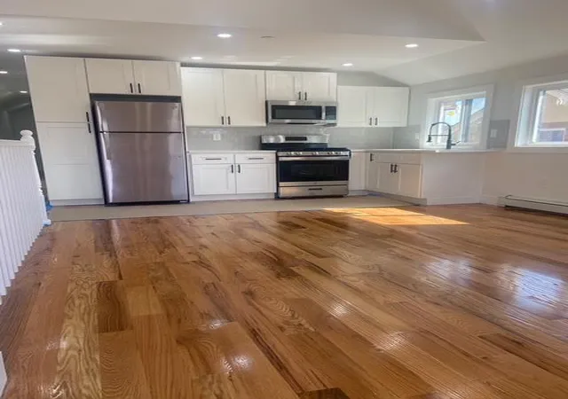 Photo 4 of Sale Pending at 121-09 195Th St, Springfield Gardens, NY 11413 | MLS# 820360 | Listing updated on 2025-12-03