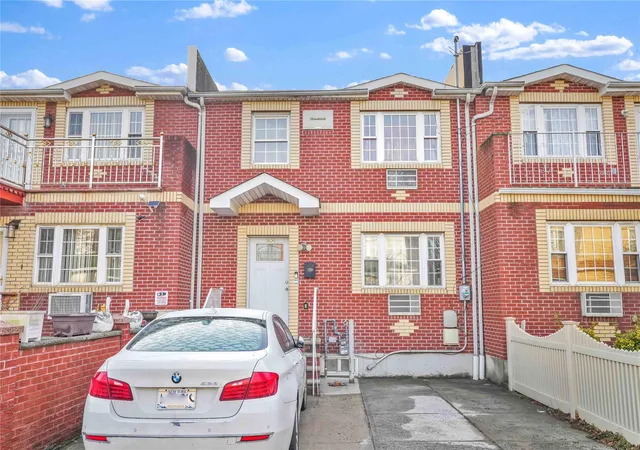 Photo 1 of Single family home for sale at 139 21 246th Street, New York, NY 11422 | MLS# 821215 | Listing updated on 2026-07-28