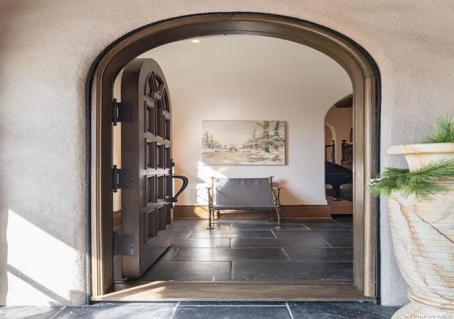 Photo 4 of Single family home for sale at 47 Masterton Rd, Bronxville, NY 10708 | MLS# 823682 | Listing updated on 2026-03-19
