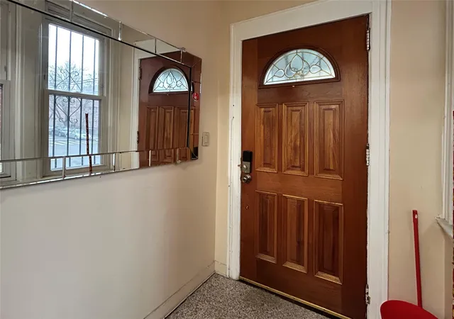 5th image of 58-05 Van Horn St, Elmhurst, NY 11373 | MLS# 825024