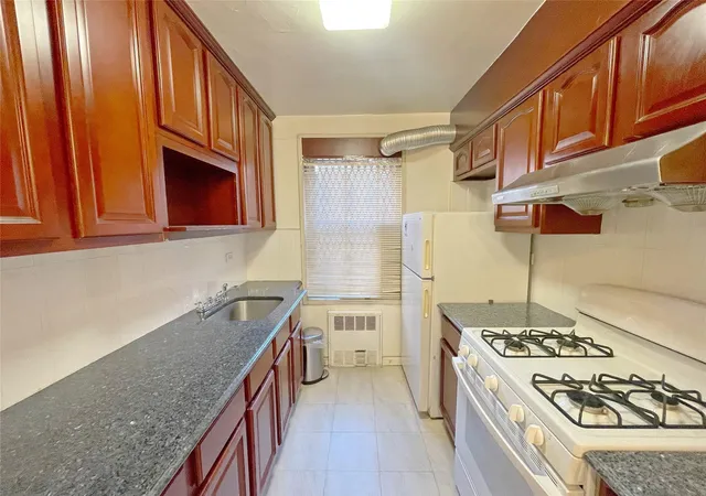 11th image of 144 30 Sanford Avenue #5, Flushing, NY 11355 | MLS# 825394