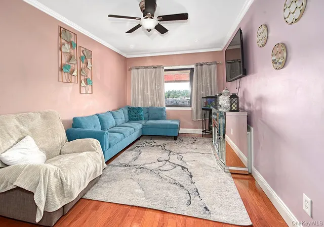 Homes for sale in New York, NY | 4016 Wilder Ave, New York, NY 10466 | MLS# 826419