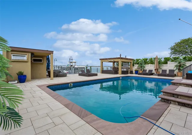 Photo 3 of Single family home for sale at 319 Harbor Dr, Lido Beach, NY 11561 | MLS# 826438 | Listing updated on 2026-08-23