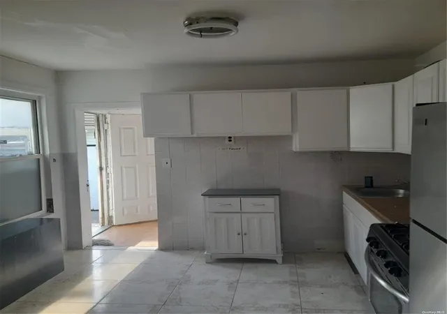 Photo 2 of Sale Pending at 8856 77th Street, Woodhaven, NY 11421 | MLS# 827309 | Listing updated on 2025-10-10