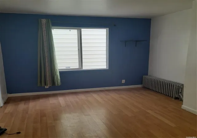 Photo 4 of Sale Pending at 8856 77th Street, Woodhaven, NY 11421 | MLS# 827309 | Listing updated on 2025-10-10