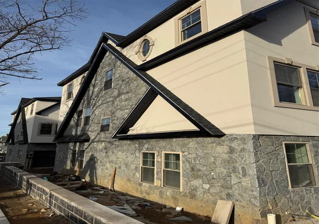 Homes for sale in Mount Vernon, NY | 65 W 2Nd St #5, Mount Vernon, NY 10550 | MLS# 827659