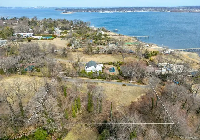 1st image of 36 Pheasant Run Ln, Great Neck, NY 11024 | MLS# 827748
