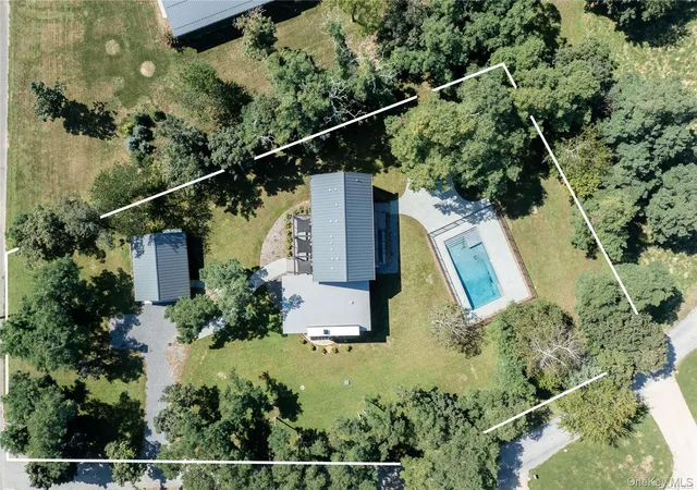 Photo 1 of Single family home for sale at 290 Windward Rd, Orient, NY 11957 | MLS# 828203 | Listing updated on 2026-09-30