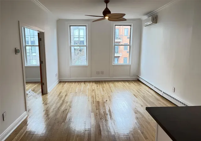 Photo 3 of Sale Pending at 206 Montrose Ave #3A, Brooklyn, NY 11206 | MLS# 829394 | Listing updated on 2025-07-25