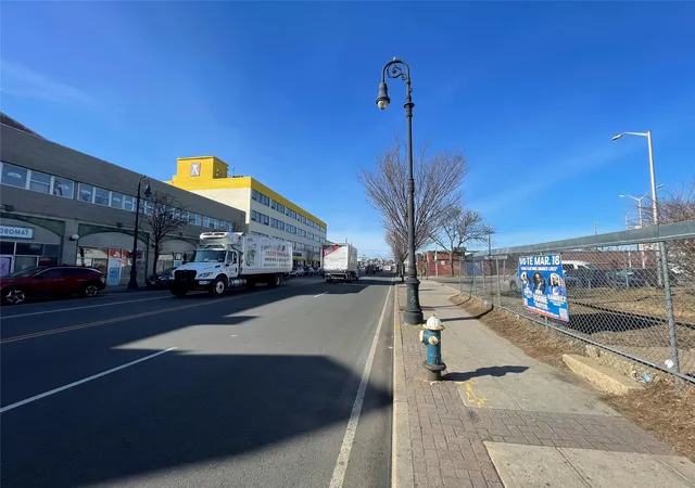 4th image of 144 North Franklin St, Hempstead, NY 11550 | MLS# 829784