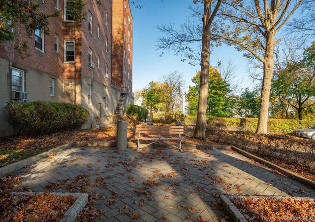 18th image of 60 Locust Ave #604A, New Rochelle, NY 10801 | MLS# 831343
