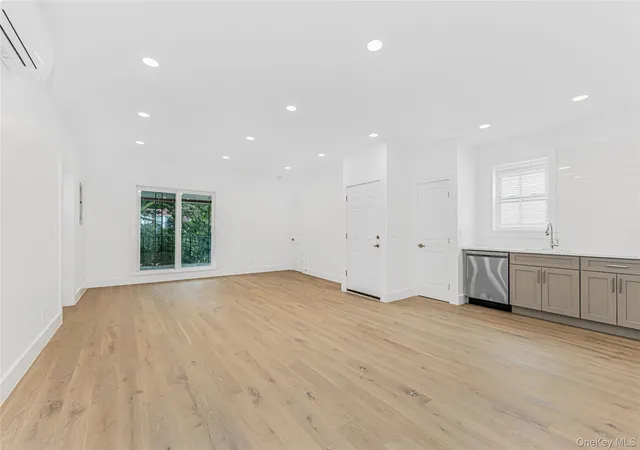 Photo 2 of Multi family home for sale at 6140 Delafield Ave, New York, NY 10471 | MLS# 832186 | Listing updated on 2026-09-05