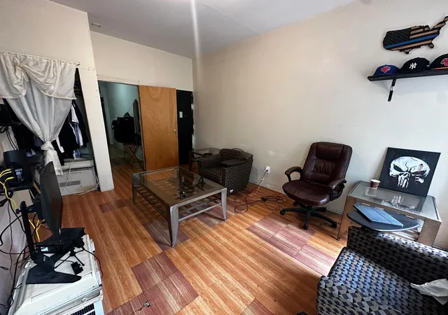 Listing Photo 5 - Condo for sale in building located at 153 4Th St, New York, NY 11211 - Unit #5
