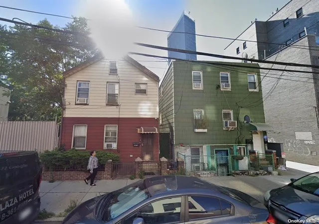 Photo 1 of Sale Pending at 40 37/39 27th Street, New York, NY 11101 | MLS# 832560 | Listing updated on 2025-05-08