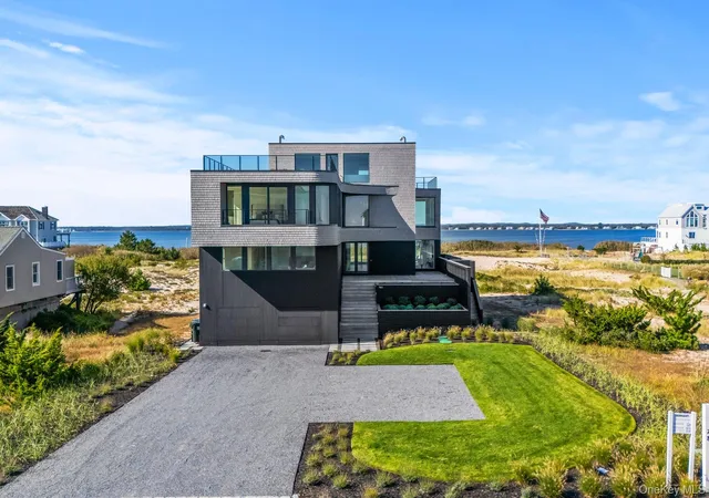 3rd image of 780 Dune Rd, Westhampton Beach, NY 11978 | MLS# 832677