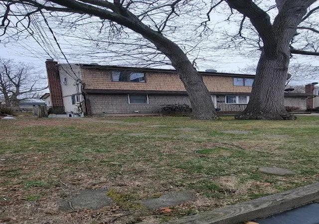 1st image of 40 Samuel St, Ronkonkoma, NY 11779 | MLS# 834130