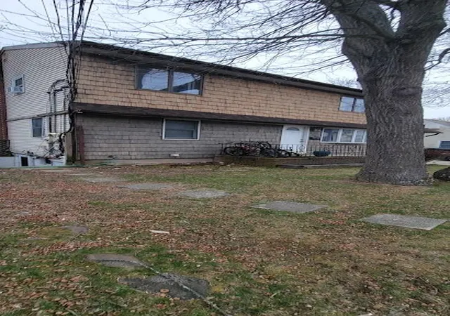 5th image of 40 Samuel St, Ronkonkoma, NY 11779 | MLS# 834130