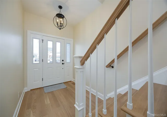 Photo 4 of Single family home for sale at 15 Henry St #2, Beacon, NY 12508 | MLS# 834427 | Listing updated on 2026-10-05