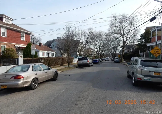 Photo 9 of Sale Pending at 317 2nd Avenue S, Mount Vernon, NY 10550 | MLS# 834791 | Listing updated on 2026-07-14