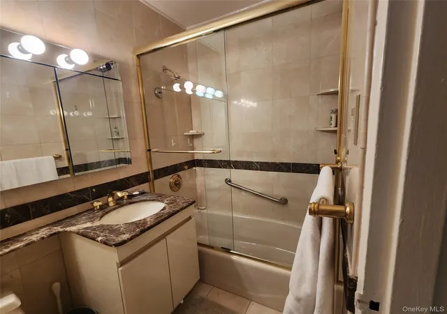 Photo 4 of Sale Pending at 18-15 215th Street #6 M, New York, NY 11360 | MLS# 834870 | Listing updated on 2026-09-29