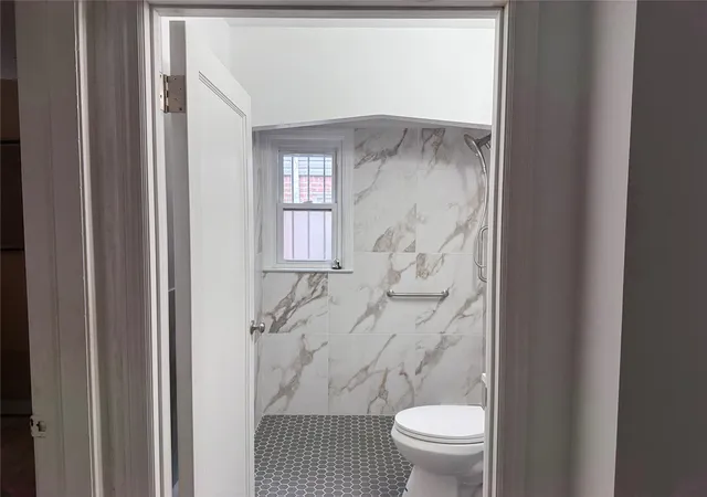 Photo 3 of Sale Pending at 120-47 228 St, Cambria Heights, NY 11411 | MLS# 836517 | Listing updated on 2025-04-12