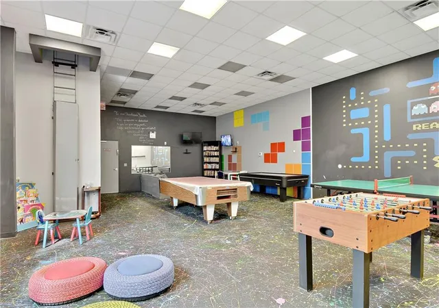 Photo 3 of Sale Pending at 109 Fleet Ct, Bronx, NY 10473 | MLS# 837020 | Listing updated on 2025-04-27