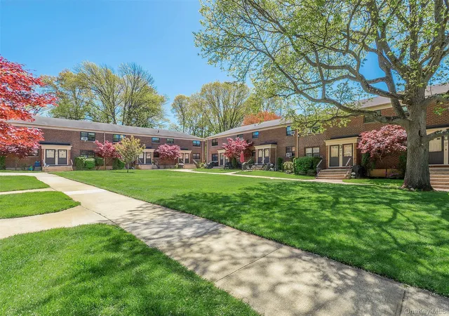 2nd image of 220 10 75th Ave #213 A2, Oakland Gardens, NY 11364 | MLS# 837133
