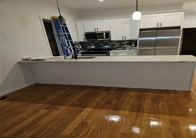 Photo 3 of Sale Pending at 443 Miller Ave, Brooklyn, NY 11207 | MLS# 837435 | Listing updated on 2025-12-03