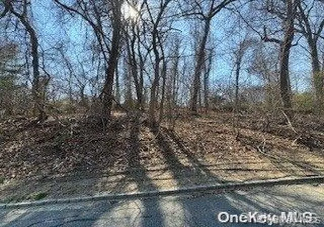1st image of Seacrest Dr, Huntington, NY 11743 | MLS# 839482