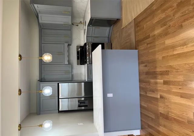 Photo 3 of Sale Pending at 221 Barbey St, Brooklyn, NY 11207 | MLS# 839684 | Listing updated on 2025-08-05