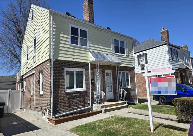 Photo 2 of Sale Pending at 56 14 184 St, Fresh Meadows, NY 11365 | MLS# 840744 | Listing updated on 2025-05-06