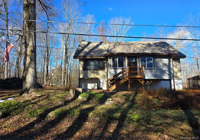 Photo 3 of Single family home for sale at 45 W Adirondack Trl, Smallwood, NY 12778 | MLS# 841154 | Listing updated on 2026-04-11