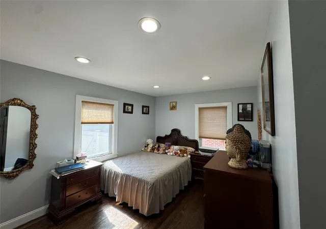 Photo 3 of Sale Pending at 11583 220th Street, Cambria Heights, NY 11411 | MLS# 841875 | Listing updated on 2025-05-13