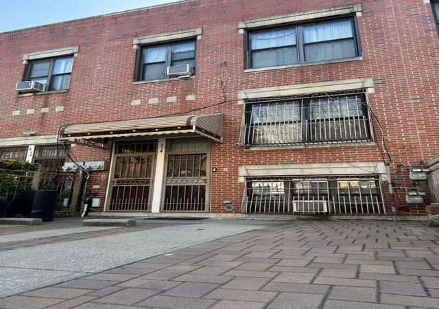 1st image of 814 Fox St, New York, NY 10459 | MLS# 842049
