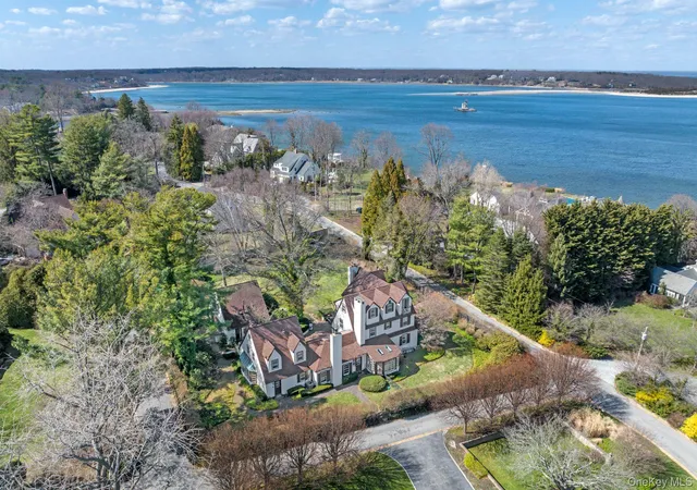 2nd image of 3 Wincoma Dr, Huntington, NY 11743 | MLS# 842578