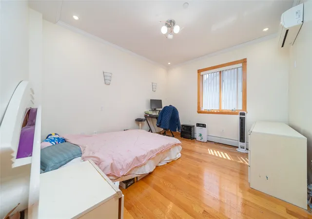 Photo 4 of Sale Pending at 42-20 158Th St, Flushing, NY 11358 | MLS# 843127 | Listing updated on 2025-08-27