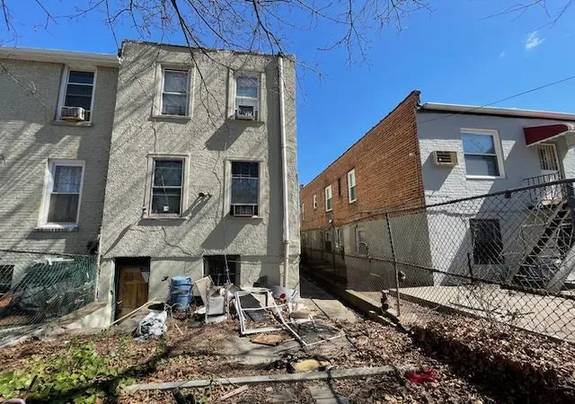 Photo 4 of House for sale at 162 E 59Th St, Brooklyn, NY 11203 | MLS# 843380 | Listing updated on 2026-03-30