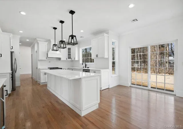 Photo 4 of Sale Pending at 113 Currans Rd, Middle Island, NY 11953 | MLS# 843792 | Listing updated on 2026-05-08