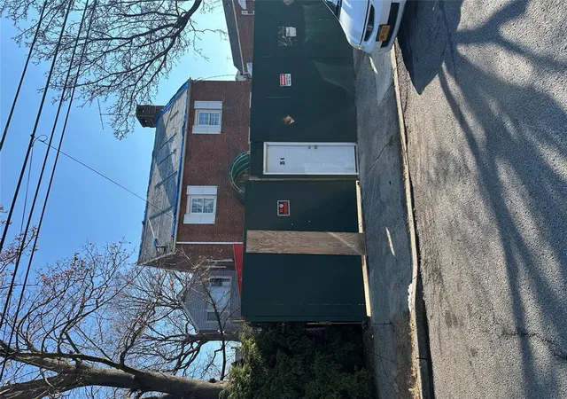 2nd image of 2534 Hone Ave, Bronx, NY 10469 | MLS# 844547