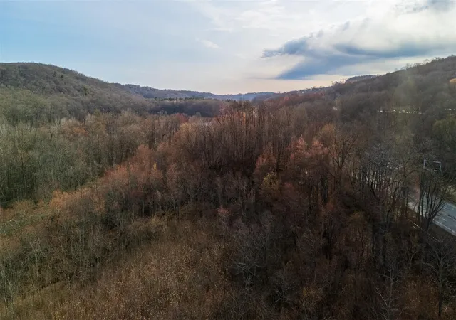 3rd image of 3918 Danbury Rd, Southeast, NY 10509 | MLS# 844690