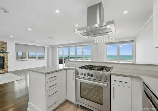 5th image of 26 W Broadway, Hempstead, NY 11561