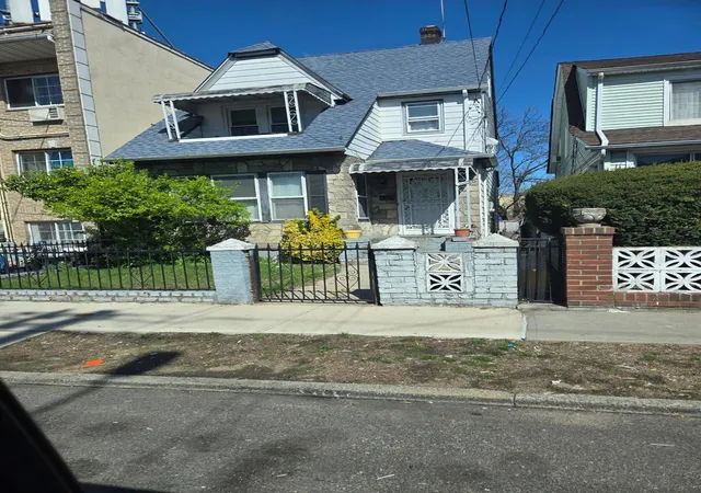 1st image of 189 21 117th Rd, Saint Albans, NY 11412 | MLS# 846714