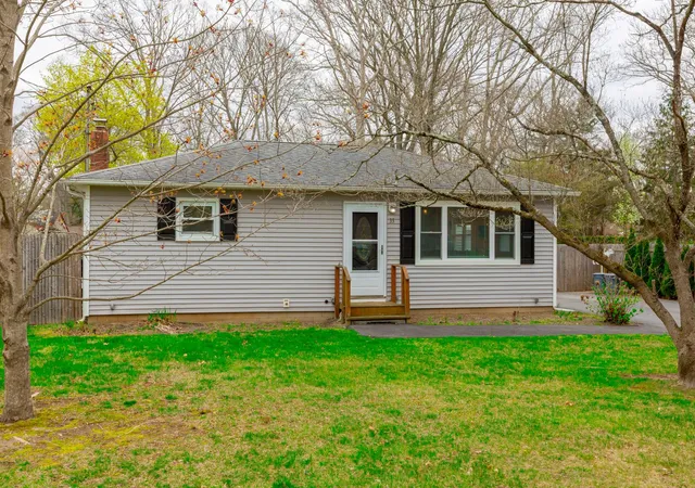 Single Family Residence at 33 Pine Cone St, Middle Island, NY 11953 | MLS# 849848 |  | Sold on 2025-07-21