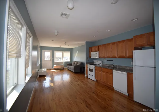 4th image of 99-63 Lockwood Ct, Howard Beach, NY 11414 | MLS# 850869