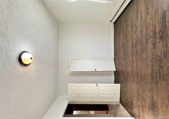 4th image of 25907 147Th Rd, New York, NY 11422 | MLS# 850870