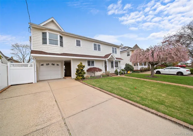 28th image of 312 Ocean Ave, Massapequa Park, NY 11762 | MLS# 851555