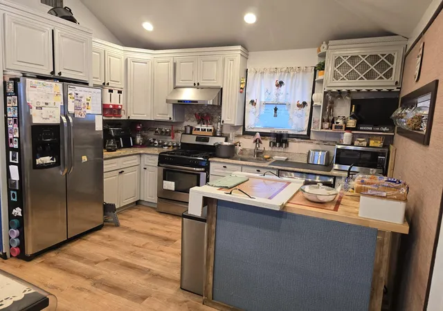 Photo 3 of Sale Pending at 516 Beach 45th St, Far Rockaway, NY 11691 | MLS# 853062 | Listing updated on 2025-08-27