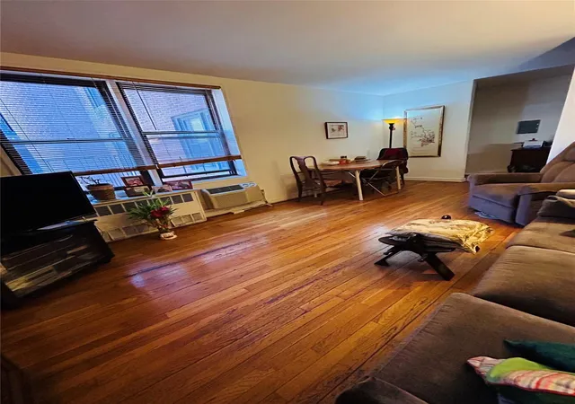 15th image of 13705 Franklin Ave #3J, Flushing, NY 11355 | MLS# 856225