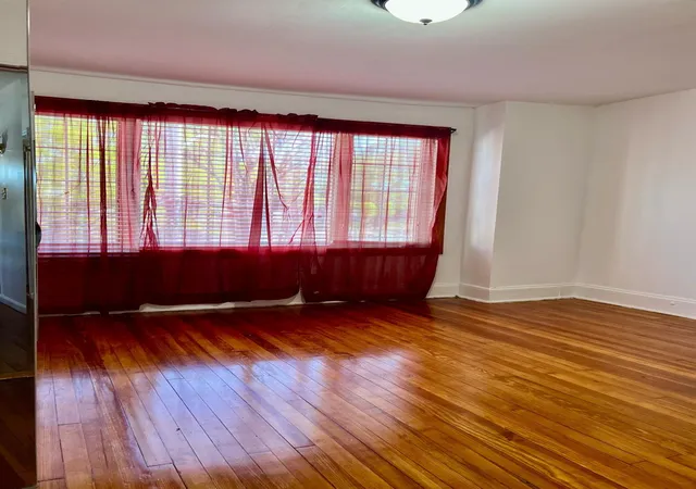 2nd image of 15207 125th Ave, Jamaica, NY 11434 | MLS# 856241